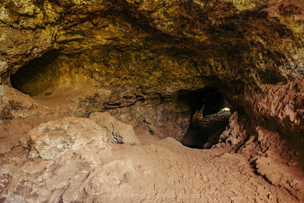 Mugongo cave, Rwanda