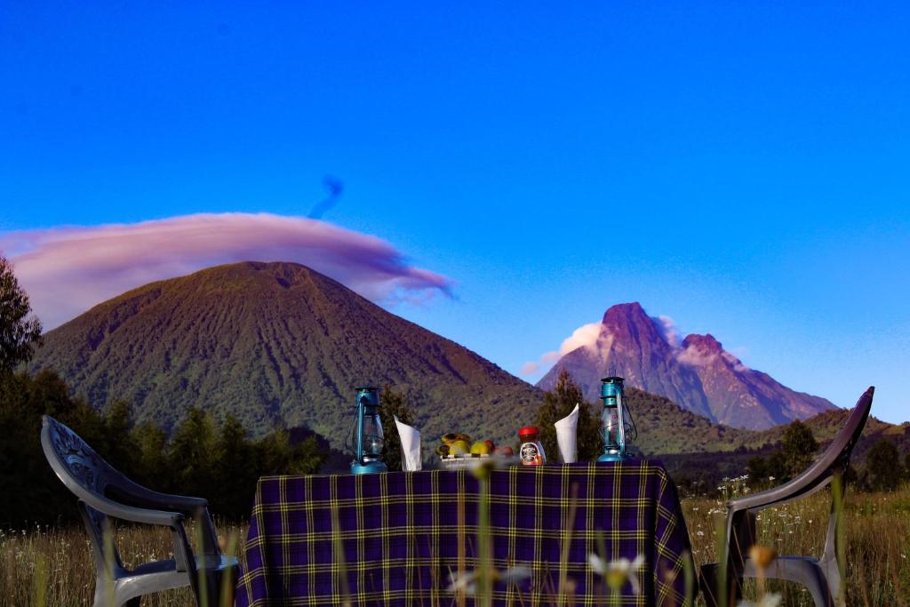 Under Volcanoes View Guest House, Volcanoes National Park, Rwanda